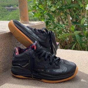 ❄️Max Lebron 11 Low❄️